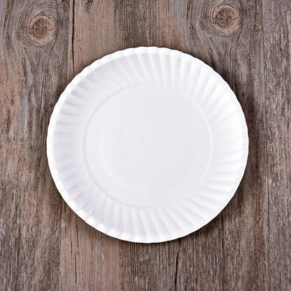 50 DISPOSABLE PLATES