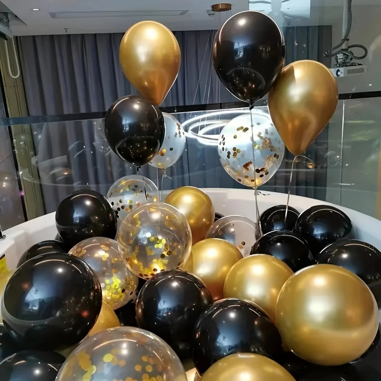 BLACKGOLD BALLOONS