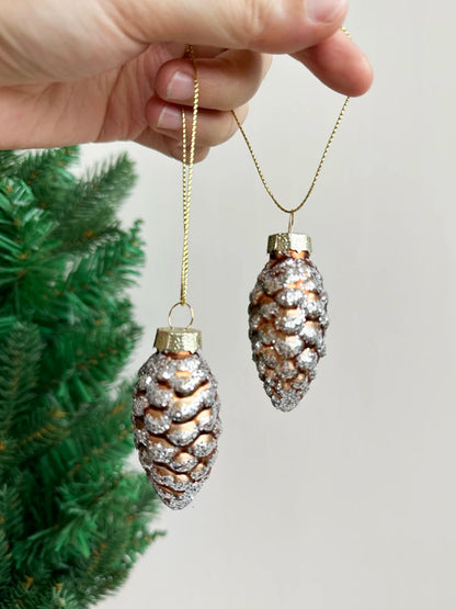 PINE CONES ORNAMENT SET