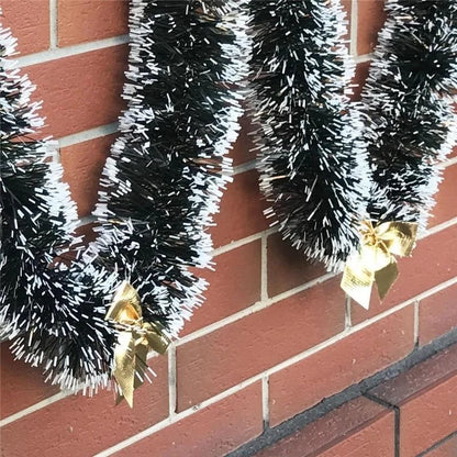 CLASSIC CHRISTMAS GARLAND