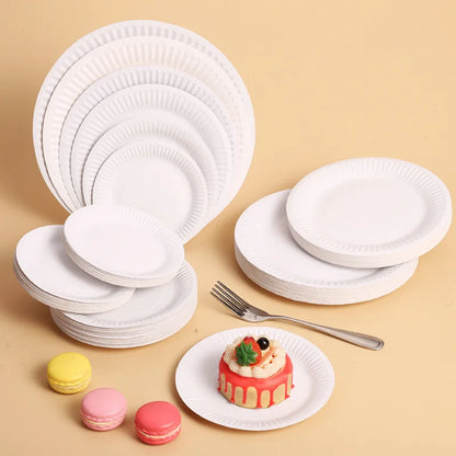 50 DISPOSABLE PLATES