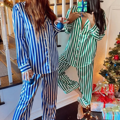 CHRISTMAS PYJAMA WOMAN