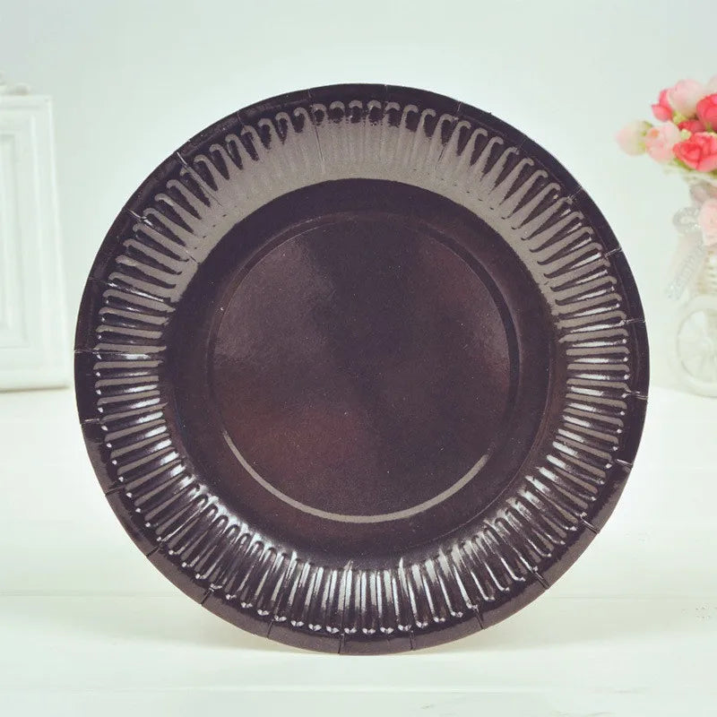 50 DISPOSABLE PLATES