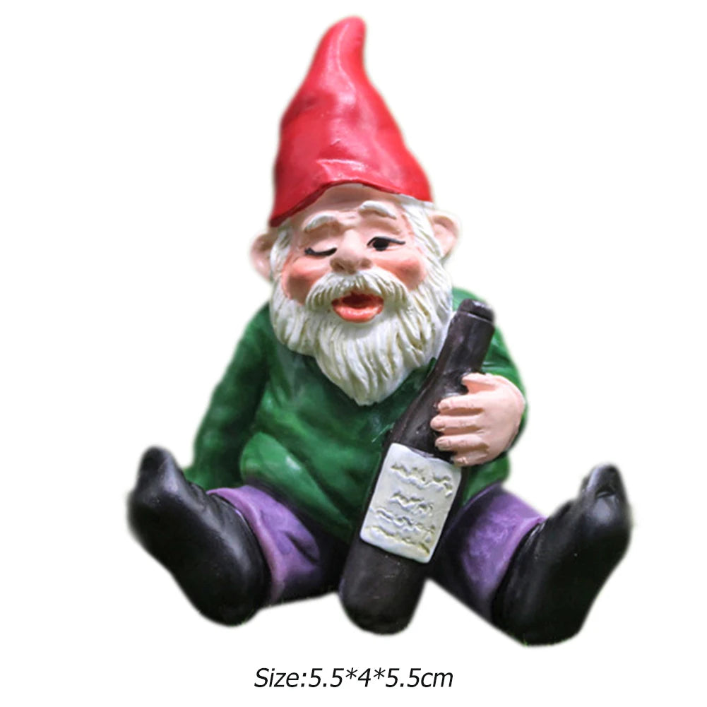 GNOME STATUE